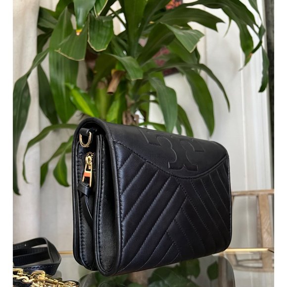 ♦️♦️ AUTHENTIC TORY BURCH BLACK FLEMING/ALEXA HANDBAG ♦️♦️ - Picture 6 of 16